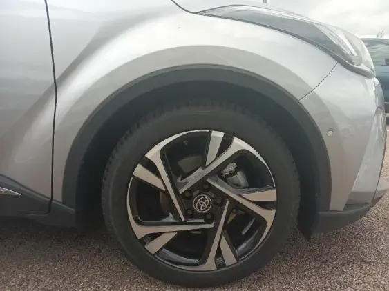 TOYOTA C-HR - voiture d'occasion - Photo 15