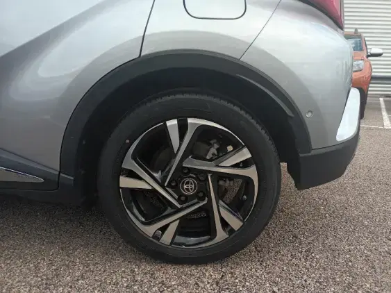 TOYOTA C-HR - voiture d'occasion - Photo 16
