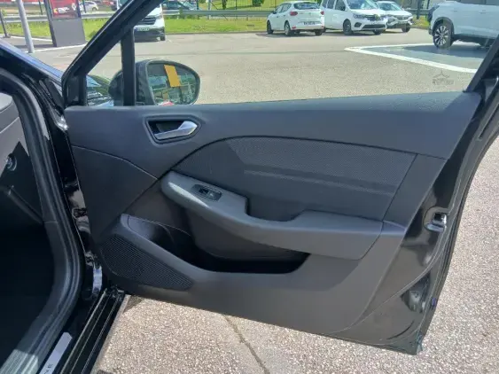 RENAULT CLIO V - voiture d'occasion - Photo 18