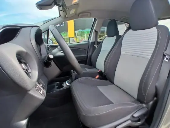 TOYOTA YARIS III - voiture d'occasion - Photo 16