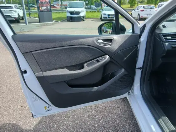 RENAULT CLIO V - voiture d'occasion - Photo 16