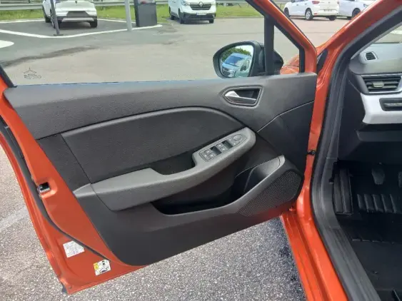 RENAULT CLIO V - voiture d'occasion - Photo 16