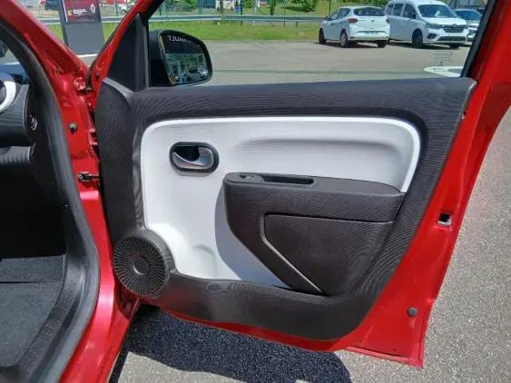 RENAULT TWINGO III - voiture d'occasion - Photo 17