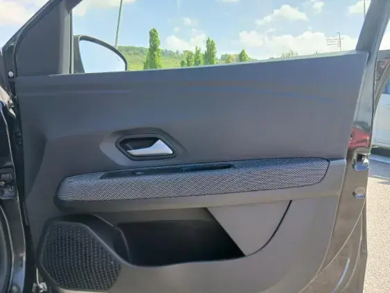 DACIA SANDERO III - voiture d'occasion - Photo 18