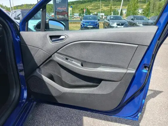 RENAULT CLIO V - voiture d'occasion - Photo 17