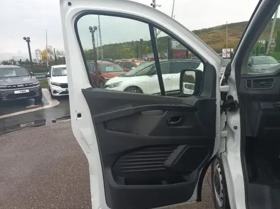 RENAULT TRAFIC FG III - voiture d'occasion - Photo 16