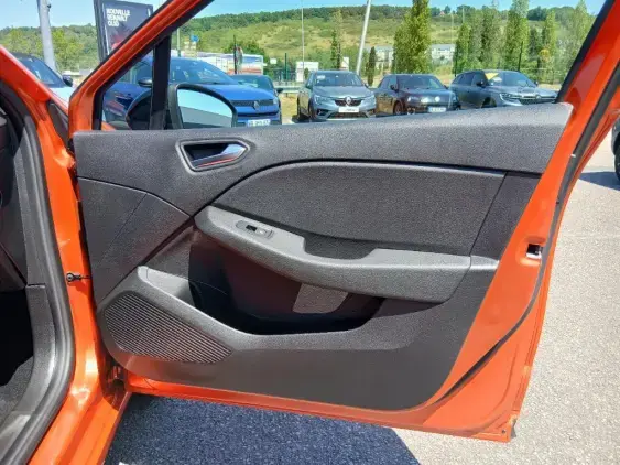 RENAULT CLIO V - voiture d'occasion - Photo 17