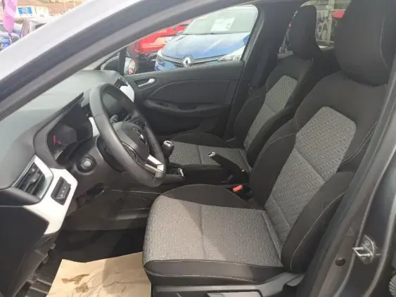 RENAULT CLIO V - voiture d'occasion - Photo 18
