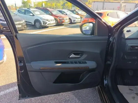 DACIA SANDERO III - voiture d'occasion - Photo 19