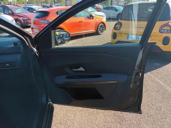 DACIA SANDERO III - voiture d'occasion - Photo 20