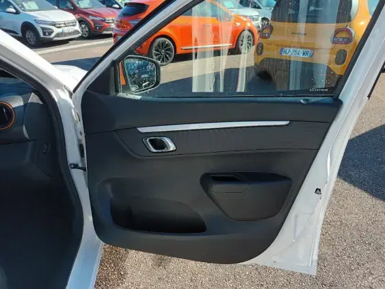 DACIA SPRING - voiture d'occasion - Photo 20