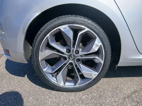 RENAULT MEGANE IV - voiture d'occasion - Photo 22