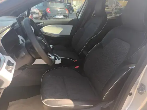 RENAULT CLIO V - voiture d'occasion - Photo 18