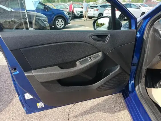 RENAULT CLIO V - voiture d'occasion - Photo 18