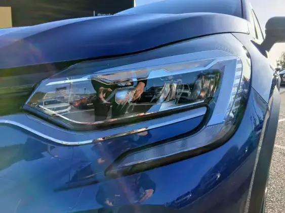 RENAULT CAPTUR II - voiture d'occasion - Photo 21