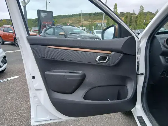 DACIA SPRING - voiture d'occasion - Photo 17