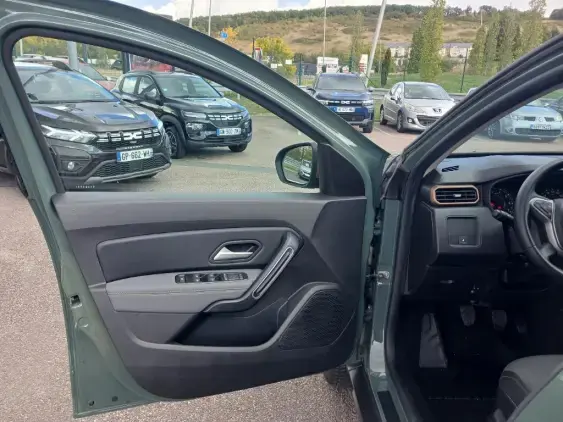 DACIA DUSTER II - voiture d'occasion - Photo 17