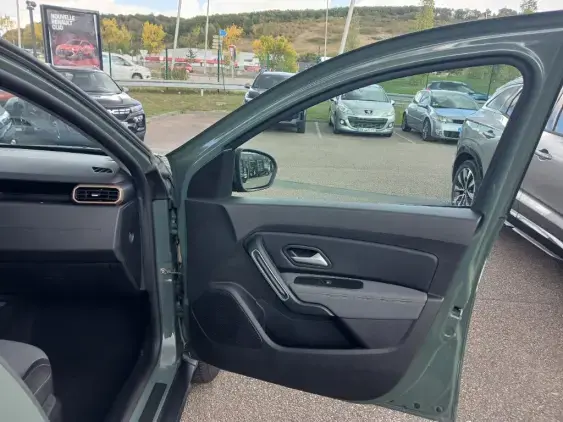 DACIA DUSTER II - voiture d'occasion - Photo 18