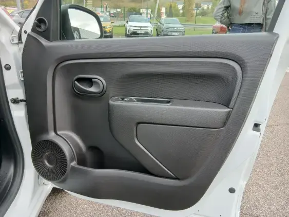 RENAULT TWINGO ELECTRIQUE III - voiture d'occasion - Photo 17