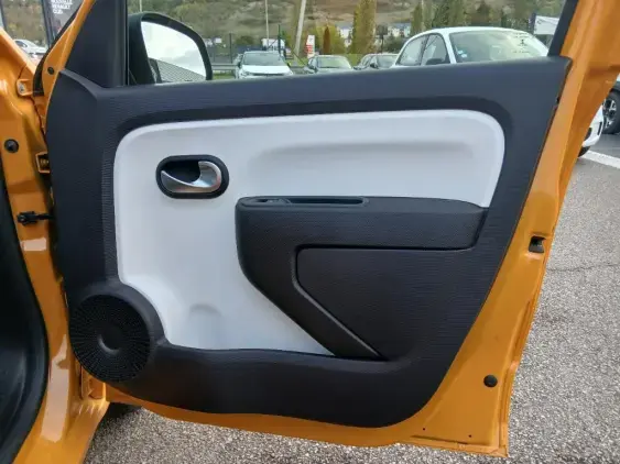 RENAULT TWINGO ELECTRIQUE III - voiture d'occasion - Photo 17