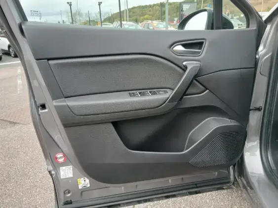 RENAULT CAPTUR II - voiture d'occasion - Photo 17