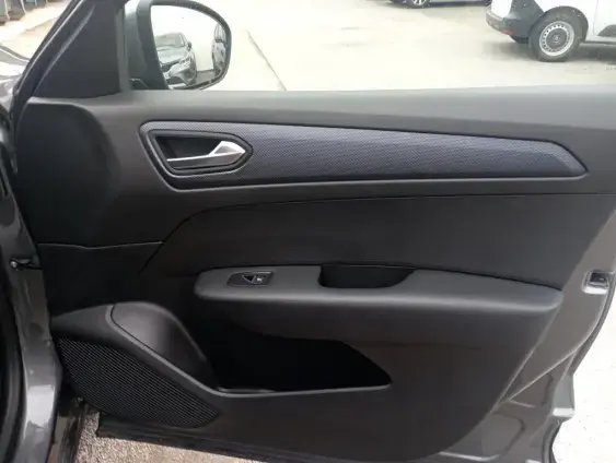 RENAULT ARKANA - voiture d'occasion - Photo 20