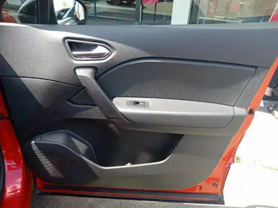 RENAULT CAPTUR II - voiture d'occasion - Photo 20