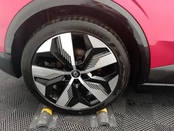 RENAULT MEGANE V - voiture d'occasion - Photo 25