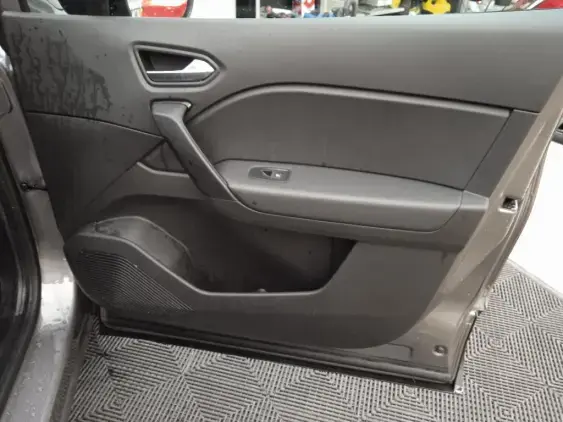 RENAULT CAPTUR II - voiture d'occasion - Photo 20