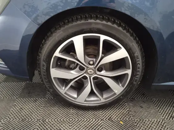 RENAULT MEGANE ESTATE IV - voiture d'occasion - Photo 23