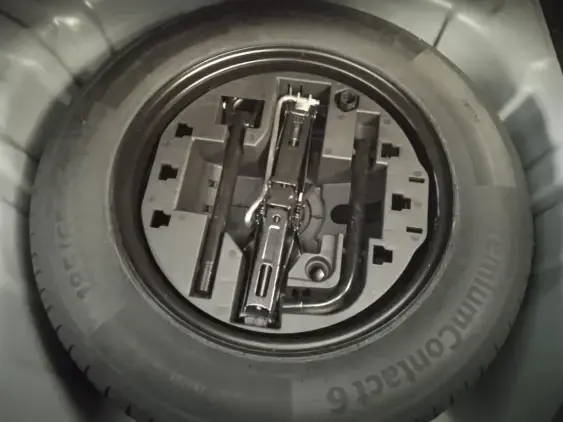 RENAULT CLIO V - voiture d'occasion - Photo 17