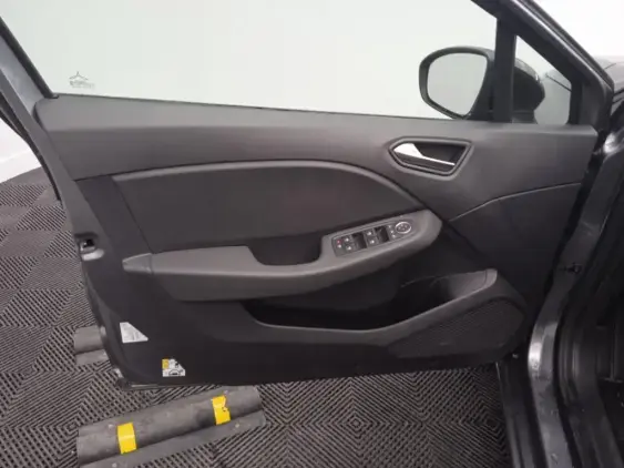 RENAULT CLIO V - voiture d'occasion - Photo 19