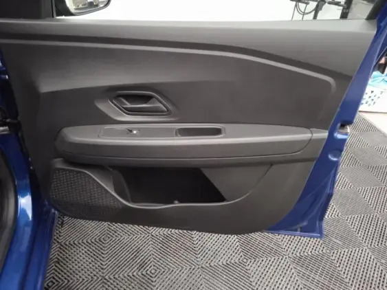 DACIA SANDERO III - voiture d'occasion - Photo 18