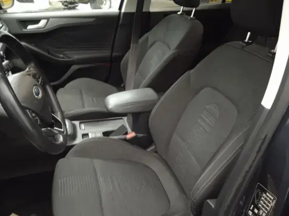 FORD FOCUS IV - voiture d'occasion - Photo 18