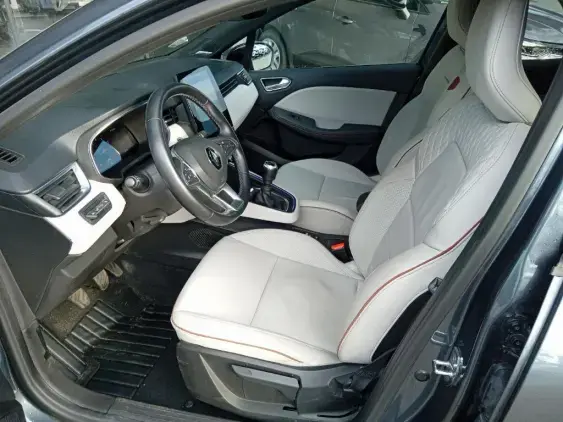 RENAULT CLIO V - voiture d'occasion - Photo 18