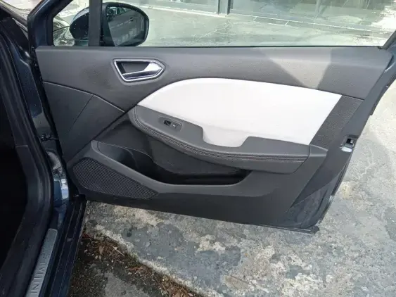 RENAULT CLIO V - voiture d'occasion - Photo 20