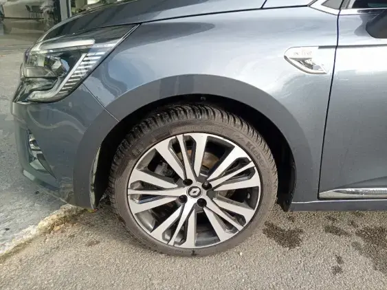 RENAULT CLIO V - voiture d'occasion - Photo 23