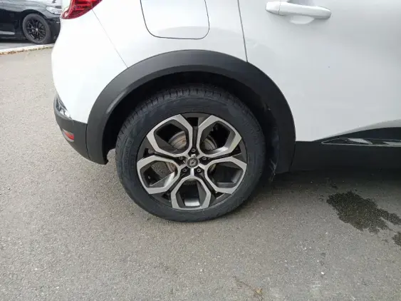 RENAULT CAPTUR II - voiture d'occasion - Photo 24