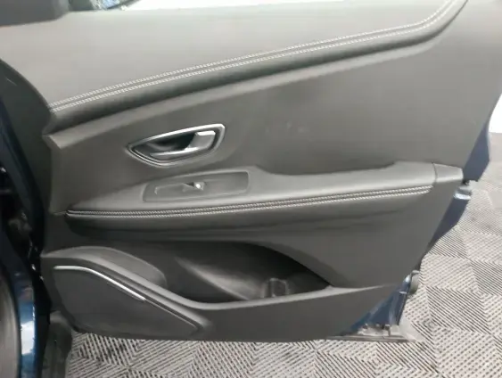 RENAULT SCENIC IV - voiture d'occasion - Photo 20