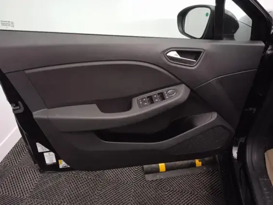 RENAULT CLIO V - voiture d'occasion - Photo 19