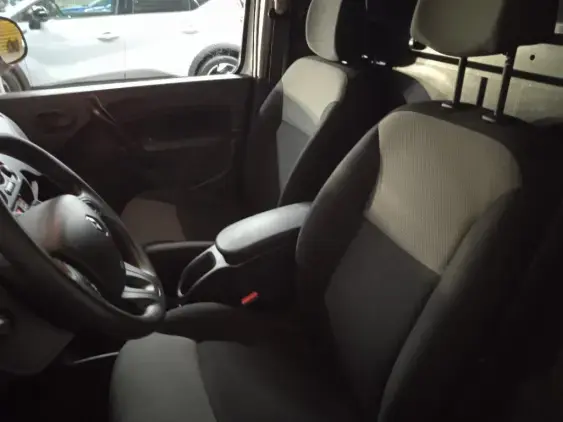 RENAULT KANGOO EXPRESS II - voiture d'occasion - Photo 18