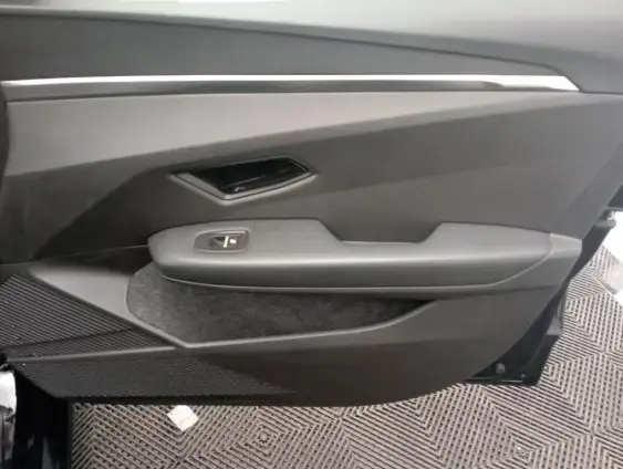 RENAULT MEGANE V - voiture d'occasion - Photo 20