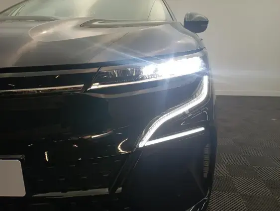 RENAULT MEGANE V - voiture d'occasion - Photo 22