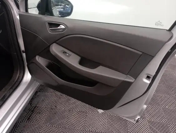 RENAULT CLIO V - voiture d'occasion - Photo 20