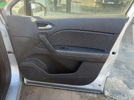 RENAULT CAPTUR II - voiture d'occasion - Photo 19