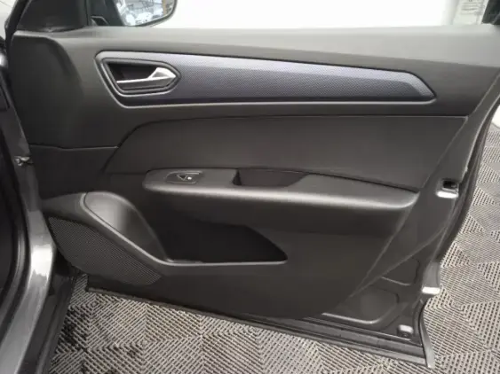 RENAULT ARKANA - voiture d'occasion - Photo 20