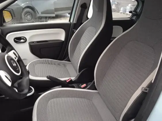 RENAULT TWINGO III - voiture d'occasion - Photo 17