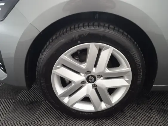 RENAULT CLIO V - voiture d'occasion - Photo 23