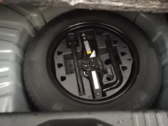 RENAULT CLIO V - voiture d'occasion - Photo 17