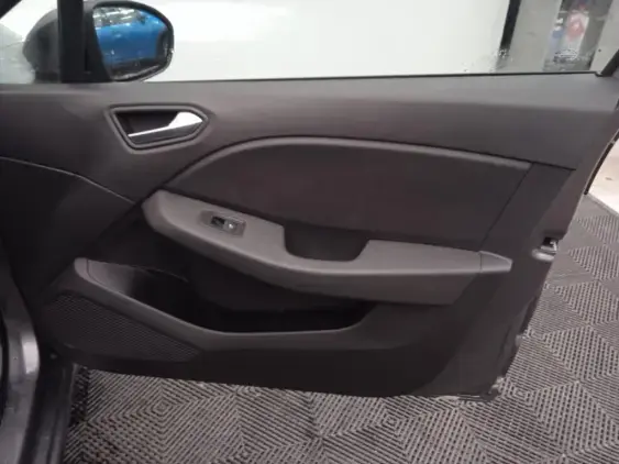 RENAULT CLIO V - voiture d'occasion - Photo 20